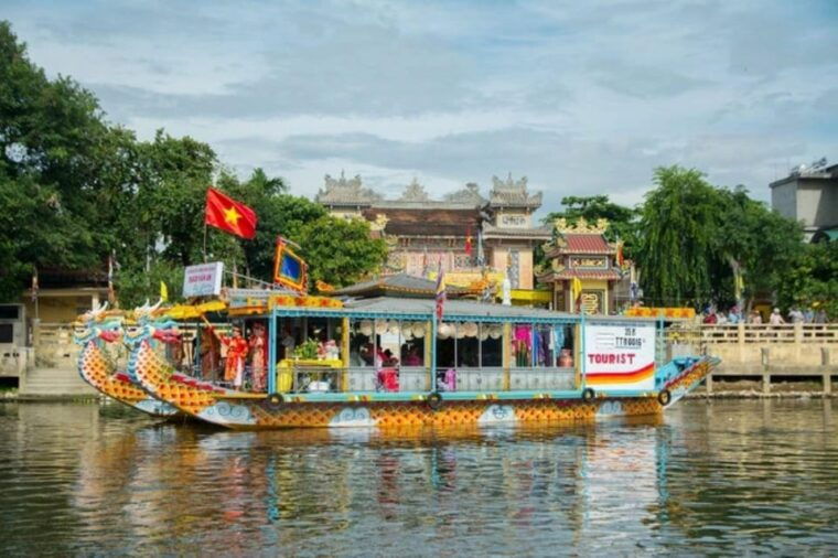 hue-royal-tombs-thien-mu-pagoda-dragon-boat-private-tour