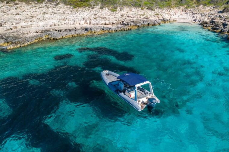 hvar-blue-cave-green-cave-stiniva-beach-speed-boat-tour