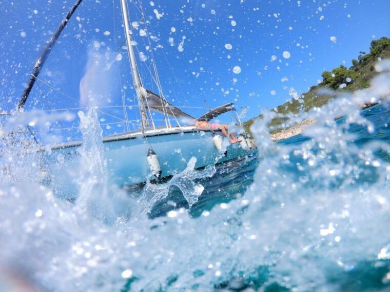 hvar-private-sailing-boat-trip-with-swimming-and-snorkeling