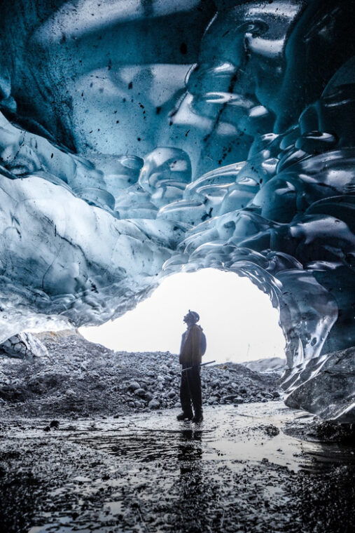iceland-3-day-tour-golden-circle-glacier-lagoon-ice-cave