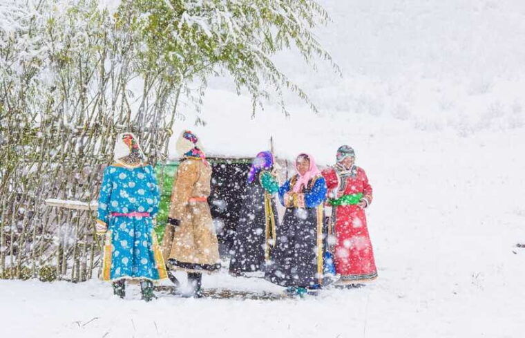 inner-mongolia-5-day-private-tour-with-desert-adventure