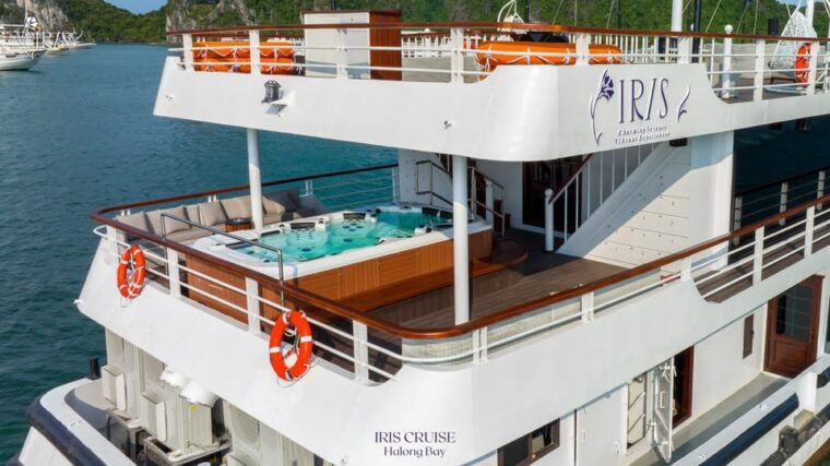 iris-cruise-ha-long-bay-explore-legacy-voyages