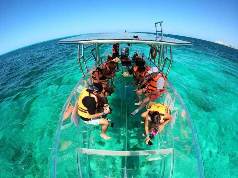 isla-mujeres-excursion-crystal-boat-tour-at-the-caribbean