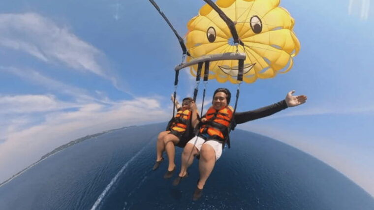 island-hopping-with-parasailing-and-crystal-kayak