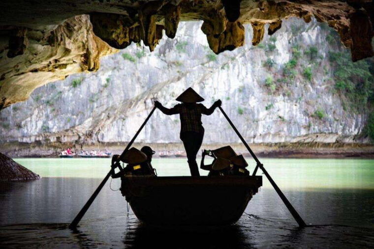 jade-sails-the-most-luxurious-day-cruise-explore-lan-ha-bay