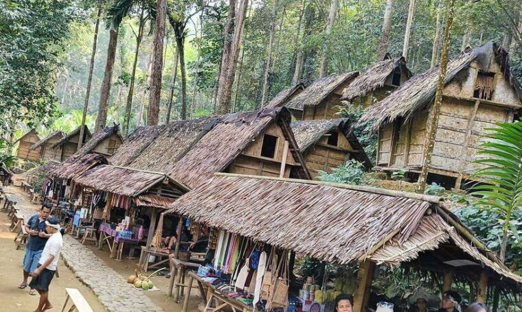 jakarta-baduy-tracker-and-village-full-day-tour