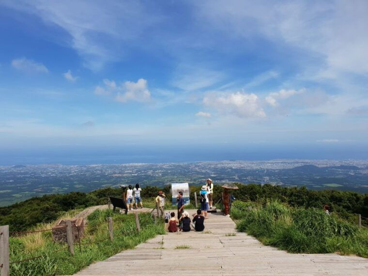 jeju-mt-hallasan-hike-and-unesco-sites-day-tour