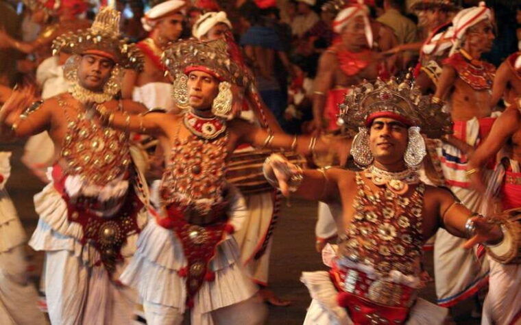 kandy-city-explore-tour-private-tour-with-local-guide