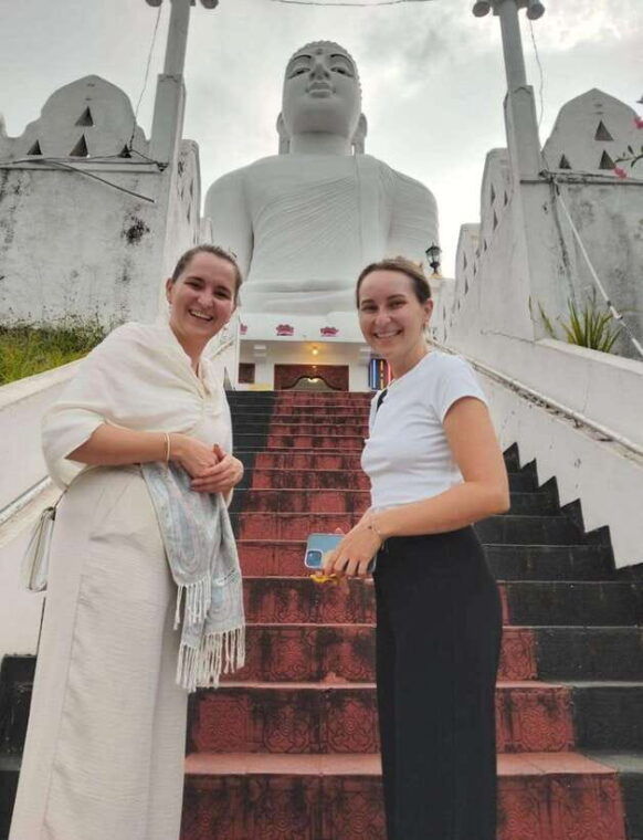 kandy-private-tuk-tuk-tour-with-temple-of-the-tooth
