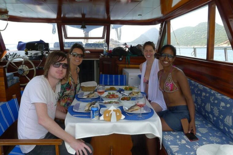 kas-island-romantic-sunset-private-cruise