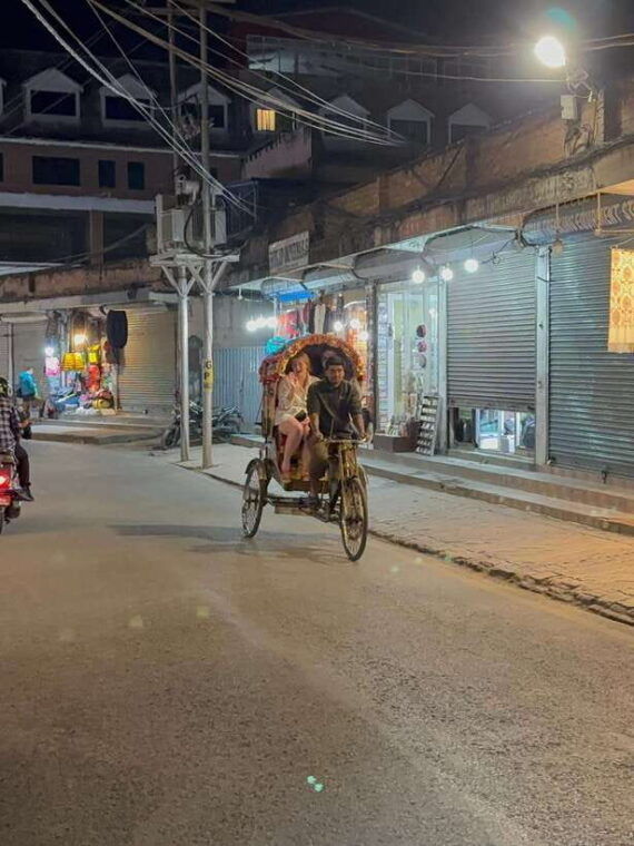 kathmandu-food-and-drink-rickshaw-walking-tour