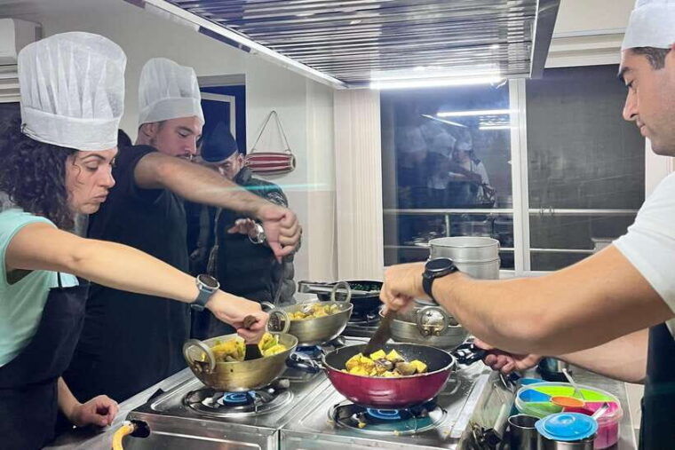 kathmandu-nepali-cooking-class-momo-making-with-a-local