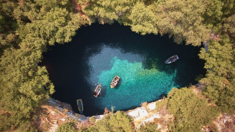 kefalonia-island-sightseeing-bus-tour-with-hotel-transfer