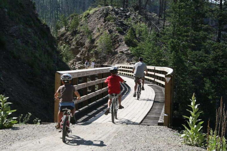 kelowna-myra-canyon-e-bike-tour