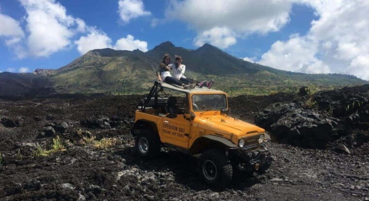 kintamani-jeep-sunrise-trekking-with-hot-spring-kintamani