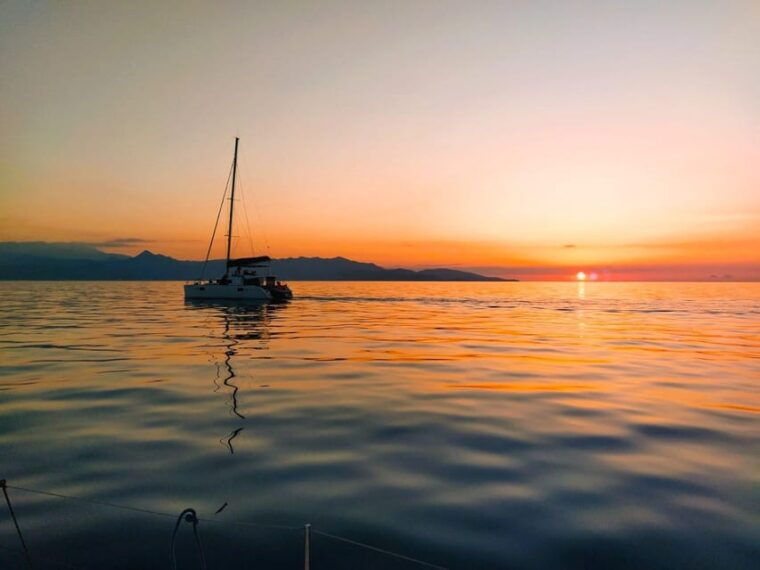 kissamos-romantic-sunset-sailing-catamaran-cruise