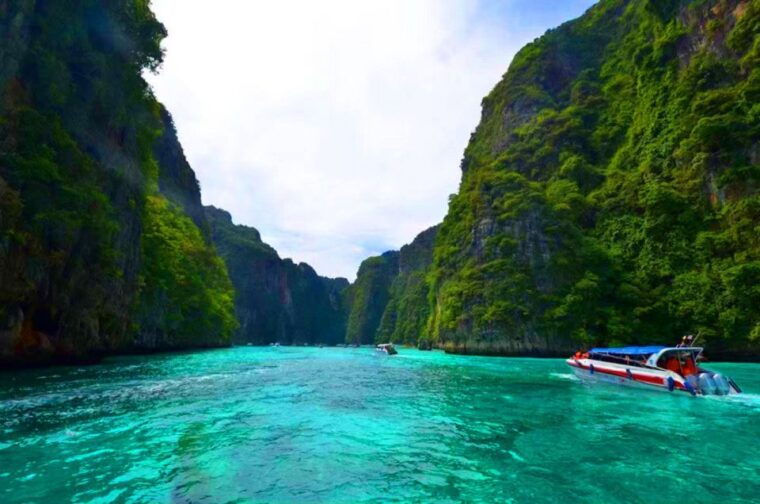 ko-yao-private-phi-phi-and-bamboo-island-speedboat-tour