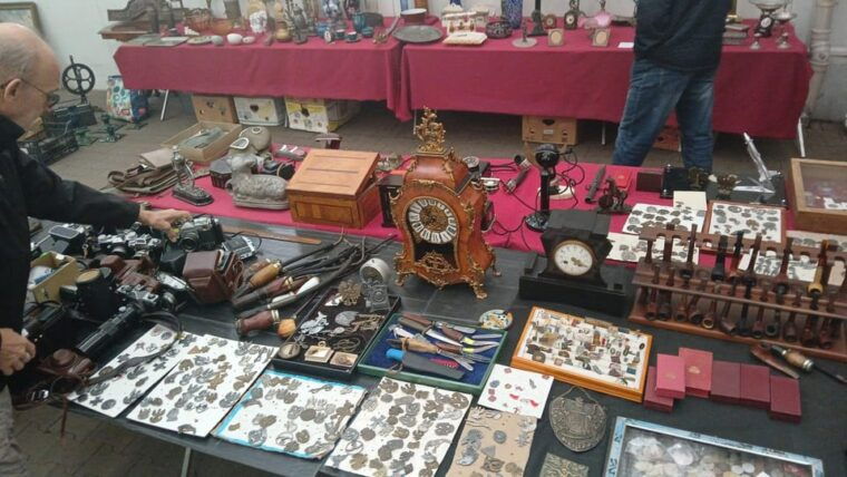 krakow-antique-and-flea-market-guided-tour-and-support