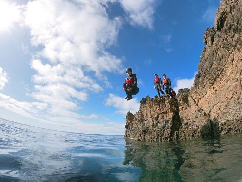 lagos-algarve-coasteering-and-snorkeling-adventure