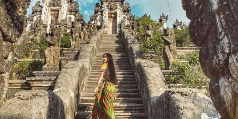 lempuyang-gate-heaven-best-famous-spots-for-instagramable