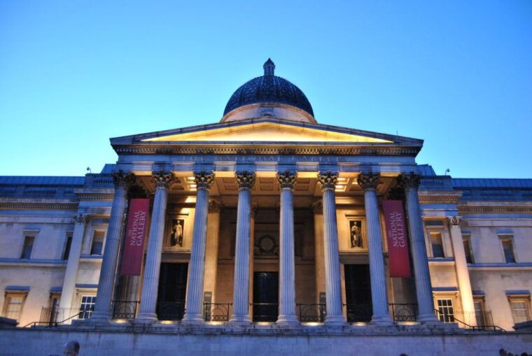 london-private-walking-tour-to-best-christmas-sites