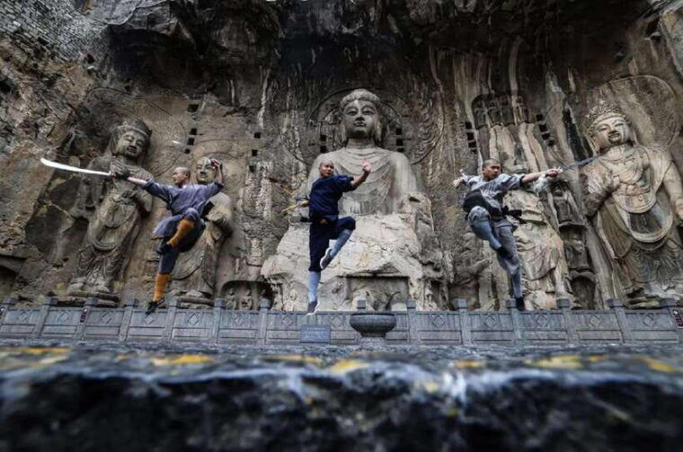 luoyang-grottoshaolintemple-private-self-guided-tour-by-car