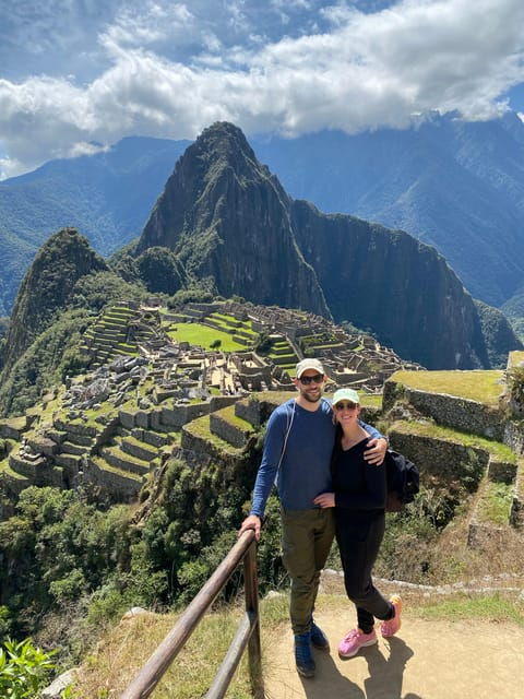 machu-picchu-group-guided-tour
