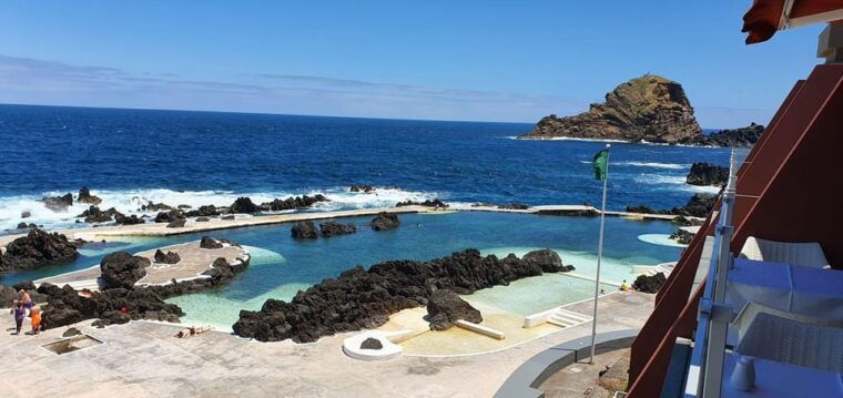 madeira-tour-porto-moniz-west-tour-amazing-swimming-pools