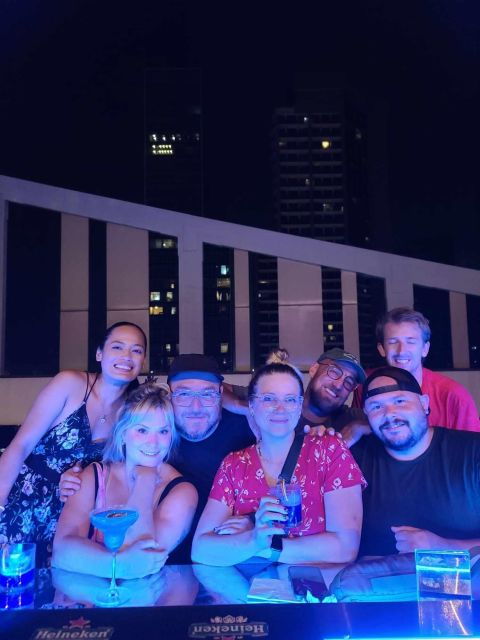 makati-rooftop-bar-hopping-tour-with-venus