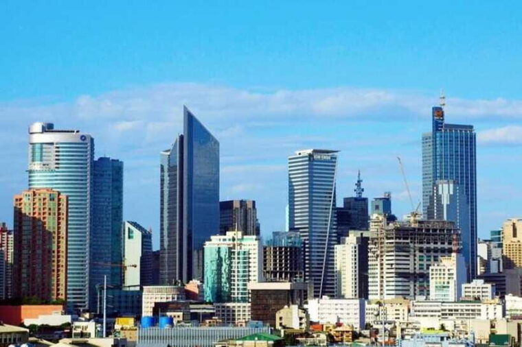 manila-highlights-walking-tour-with-a-guide