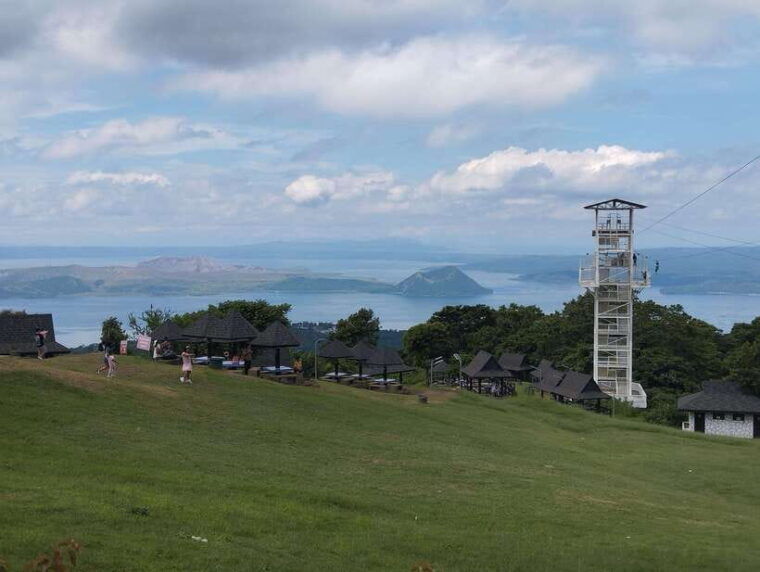 manila-private-tagaytay-highlands-and-taal-volcano-tour
