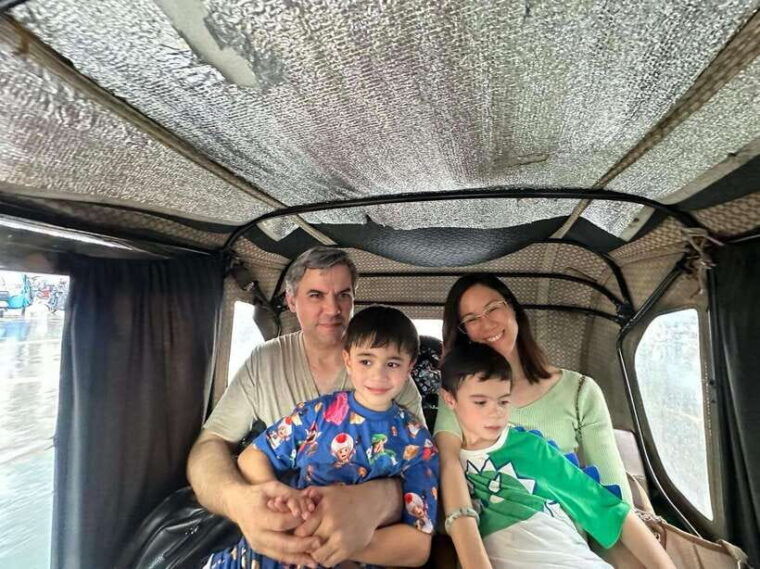 manila-tuktuk-and-jeepney-ride-guided-tour