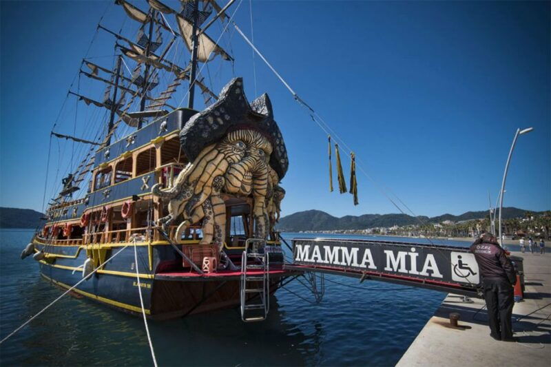 marmaris-all-inclusive-pirate-boat-trip-with-pickup-option