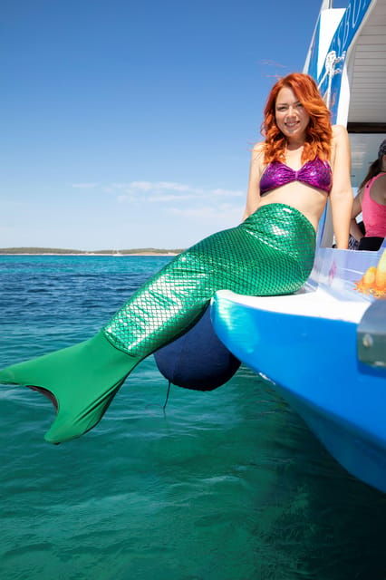 medulin-glass-boat-tour-experience-to-kamenjak-with-mermaid-2