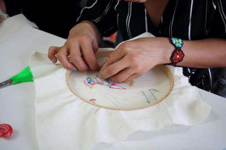 mexican-embroidery-workshop-from-merida-yucatan
