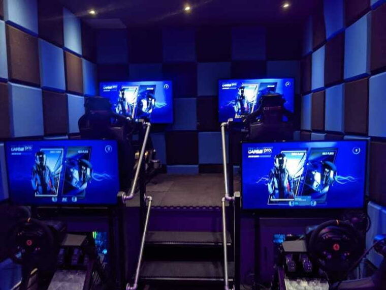mont-tremblant-virtual-reality-car-racing-30-mins