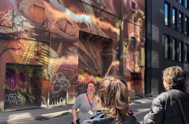 montreal-guided-walking-tour-of-montreals-murals