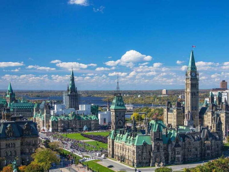 montreal-to-ottawa-a-exclusive-day-in-the-nations-capital