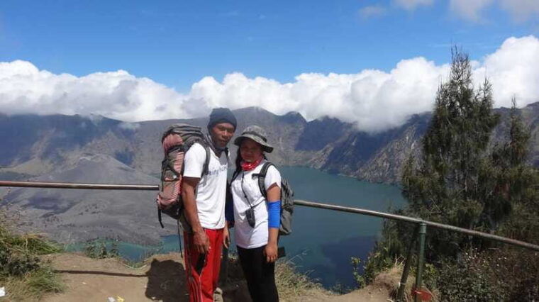 mount-rinjani-trek-3d-2n-to-summit-lake-hotspring