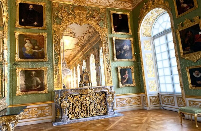 munich-residenz-museum-tickets-and-25-hour-guided-tour
