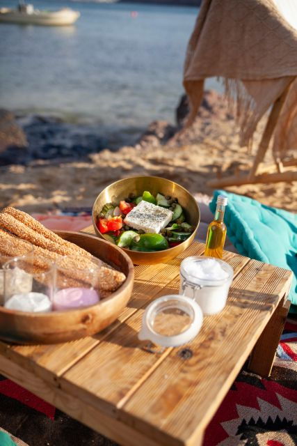 mykonos-walking-tour-food-tasting-beach-picnic
