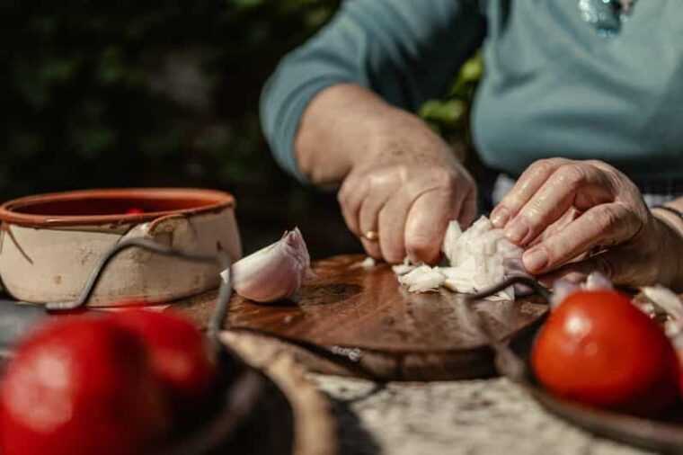 naxos-cooking-experience-near-kouros-tour-and-live-music
