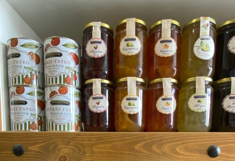 naxos-walking-tour-cheese-liqueur-tasting-cooking-class
