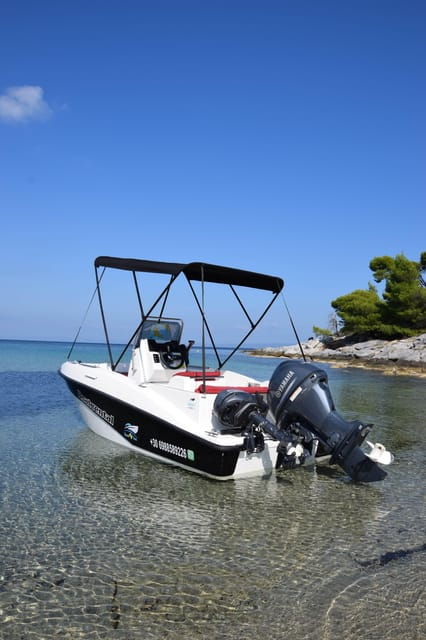 nea-fokea-boat-renal-without-license