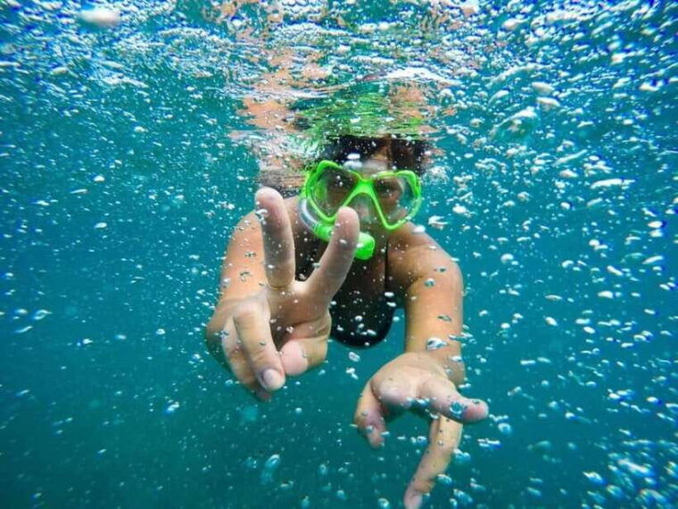 nha-trang-snorkeling-at-marine-park-and-enjoying-lunch