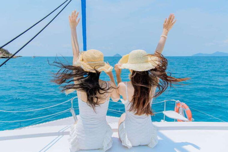nha-trang-vip-yacht-tour-bbq-water-activities