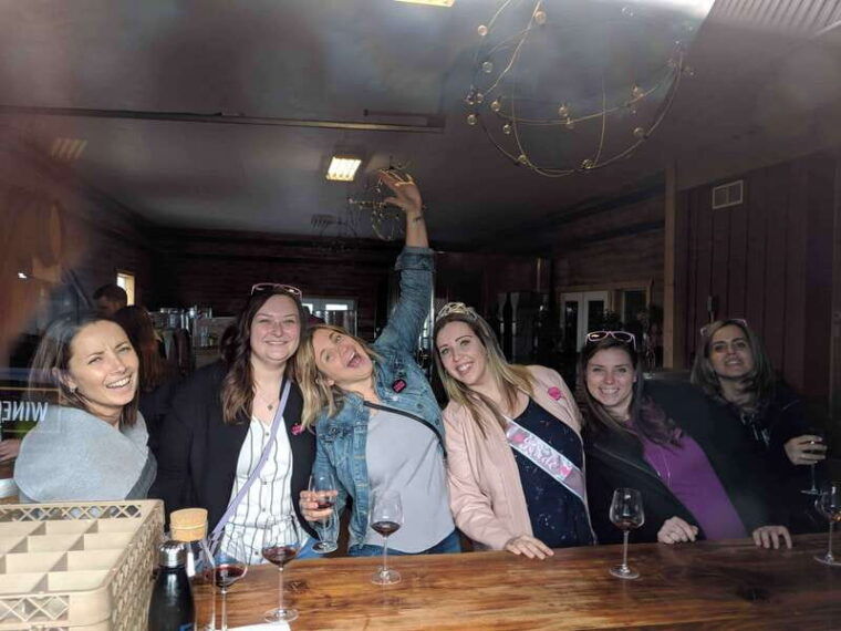 niagara-on-the-lake-wine-charcuterie-tour-with-tastings