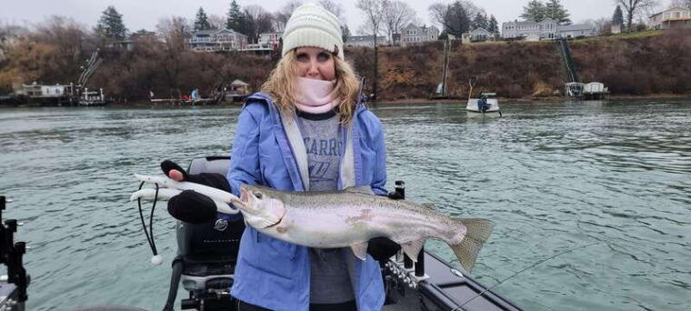 niagara-river-fishing-charter-in-lewiston-new-york-2