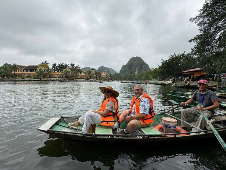 ninh-binh-day-trip-with-transfer-lunch-ticket-and-cycle