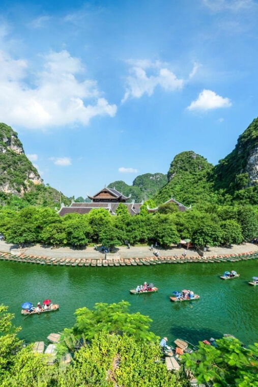 ninh-binh-hoa-lu-trang-an-and-mua-cave-full-day-trip